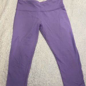 Lulu lavender crop leggings
